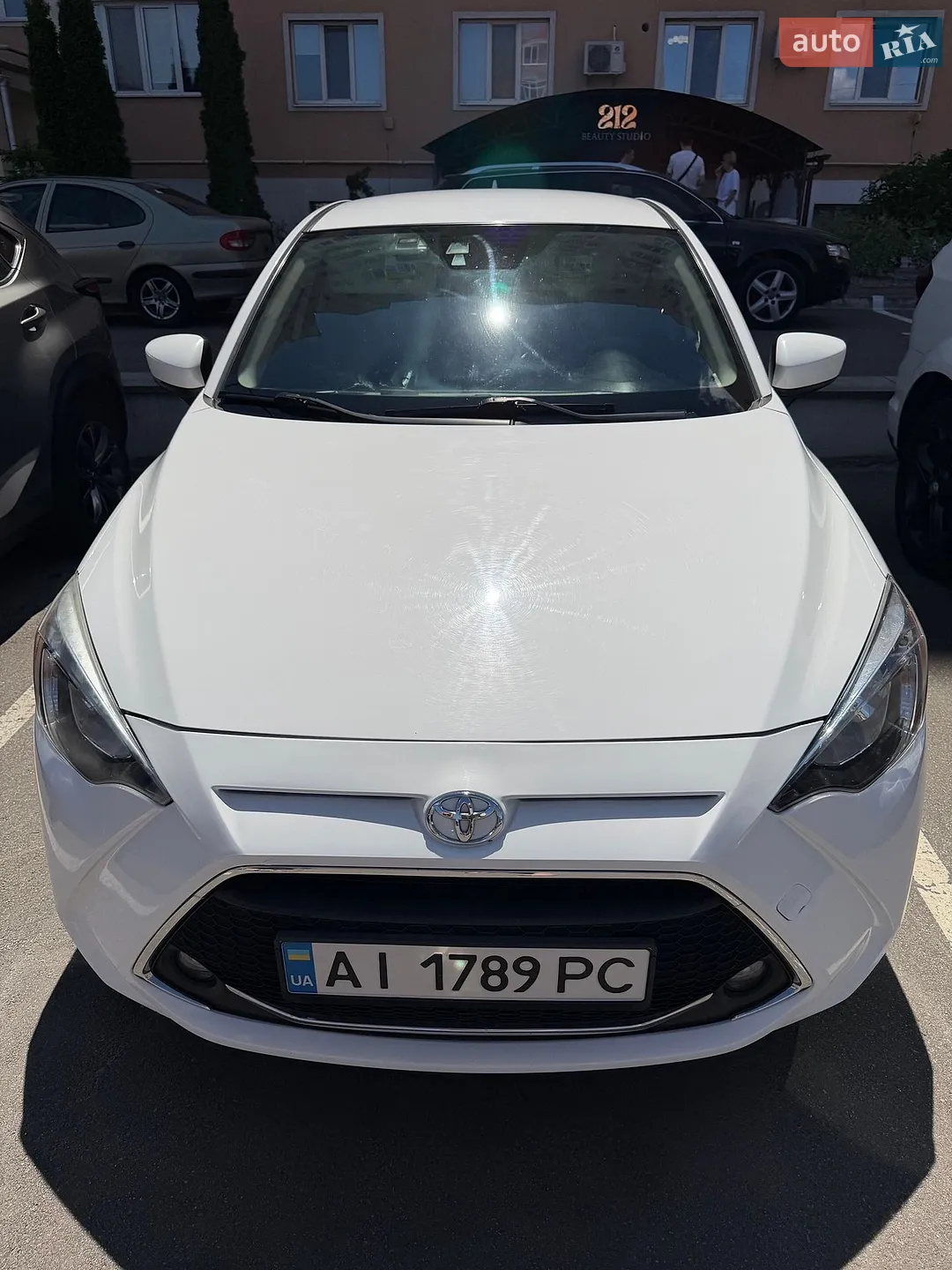 2019 Toyota Yaris - фото 1