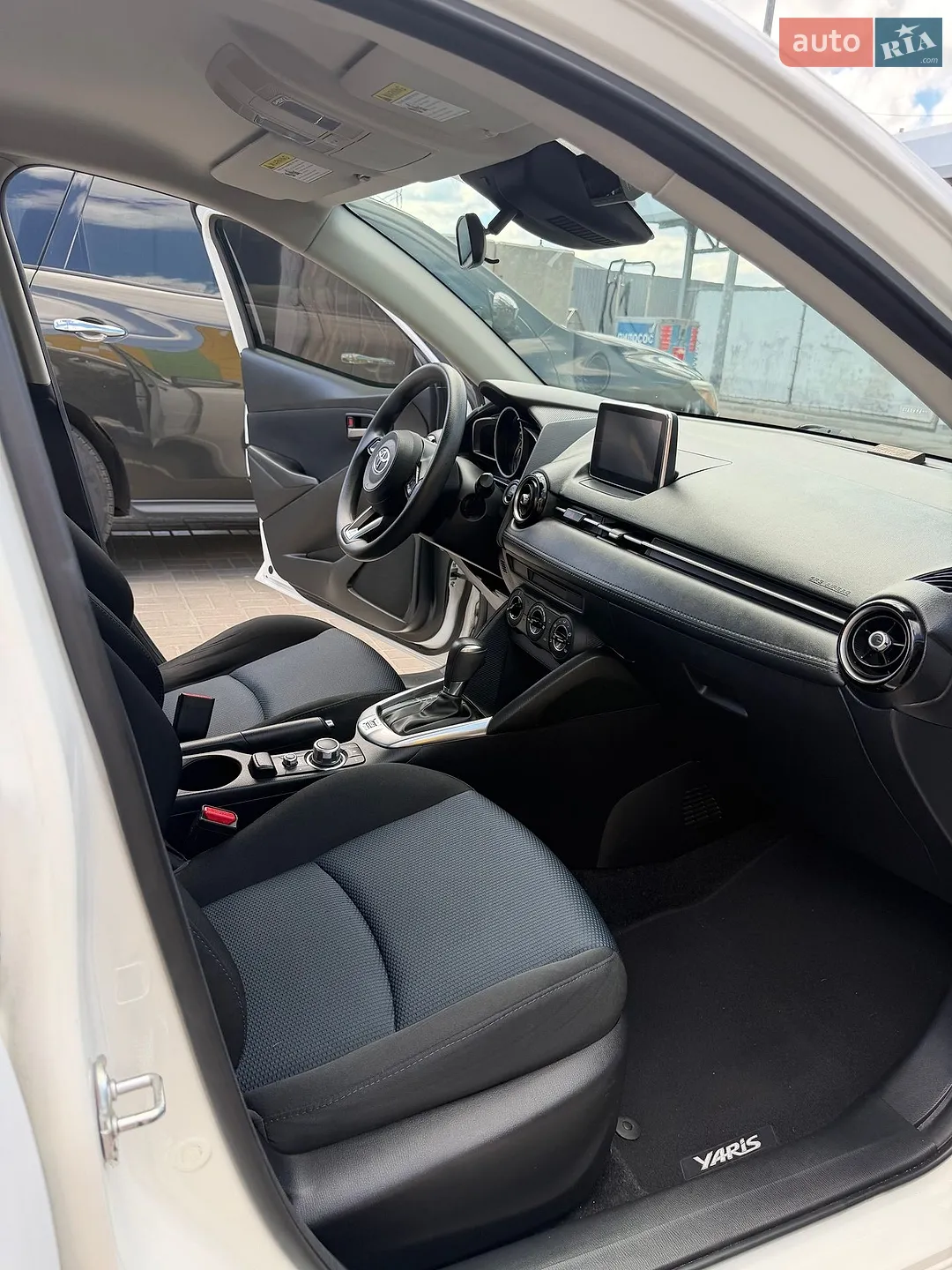 2019 Toyota Yaris - мініатюра 19