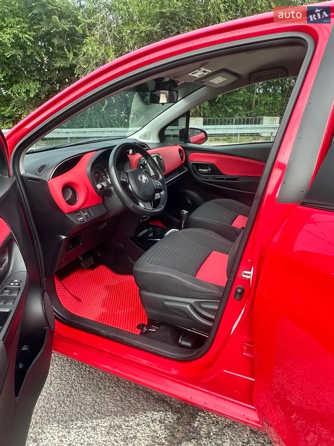 2015 Toyota Yaris - мініатюра 15