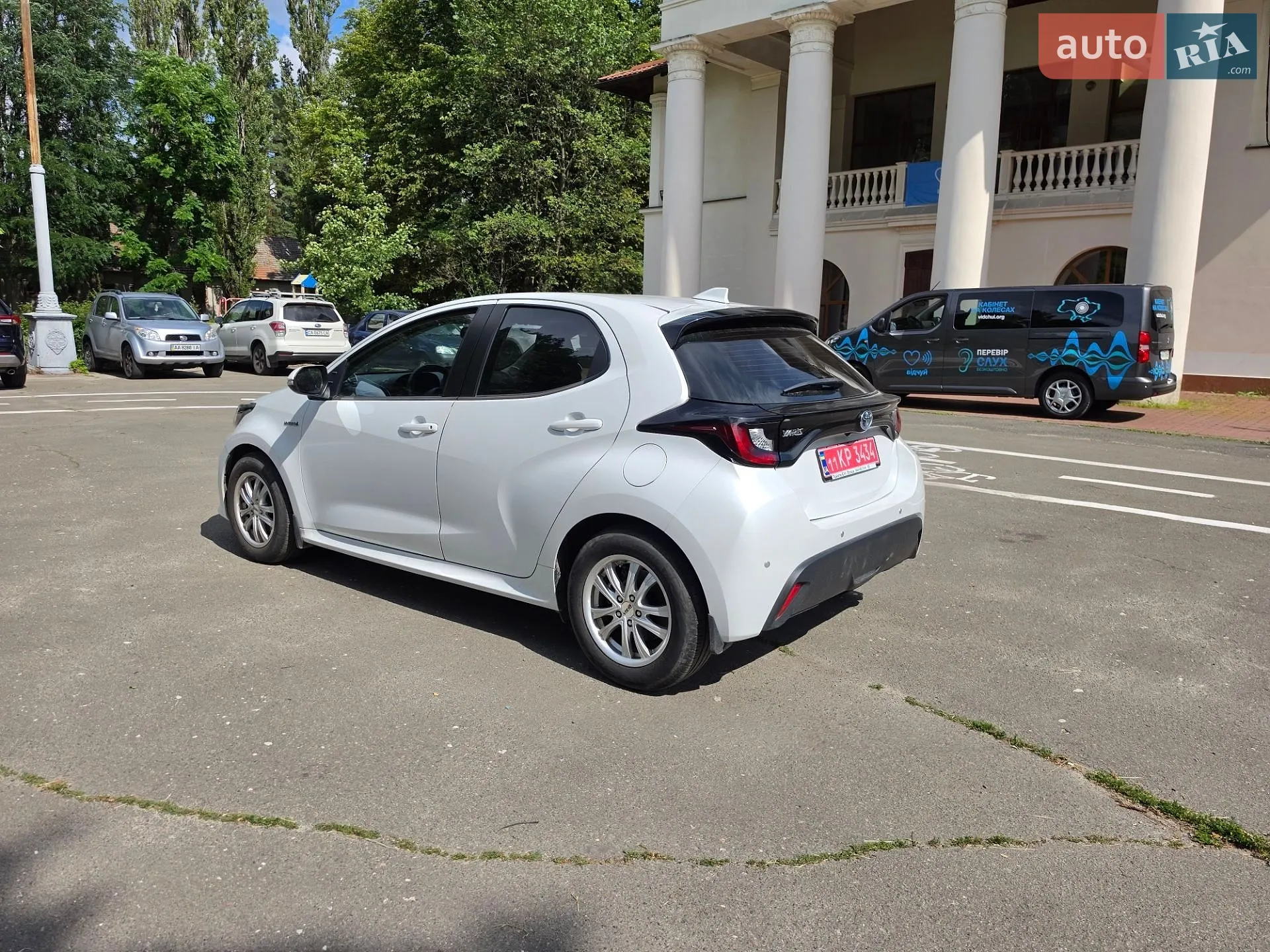 2021 Toyota Yaris - мініатюра 8