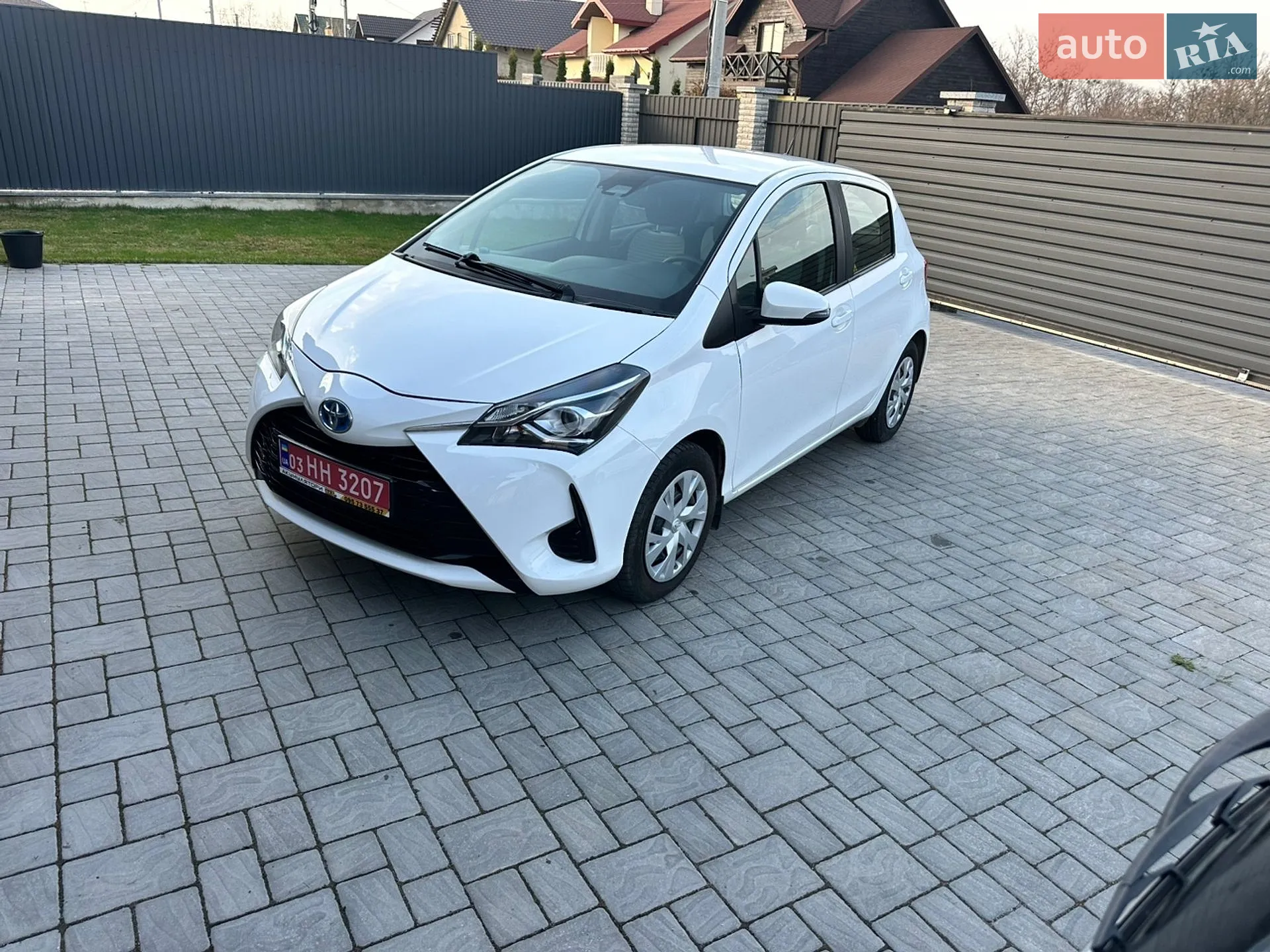 2019 Toyota Yaris - мініатюра 3