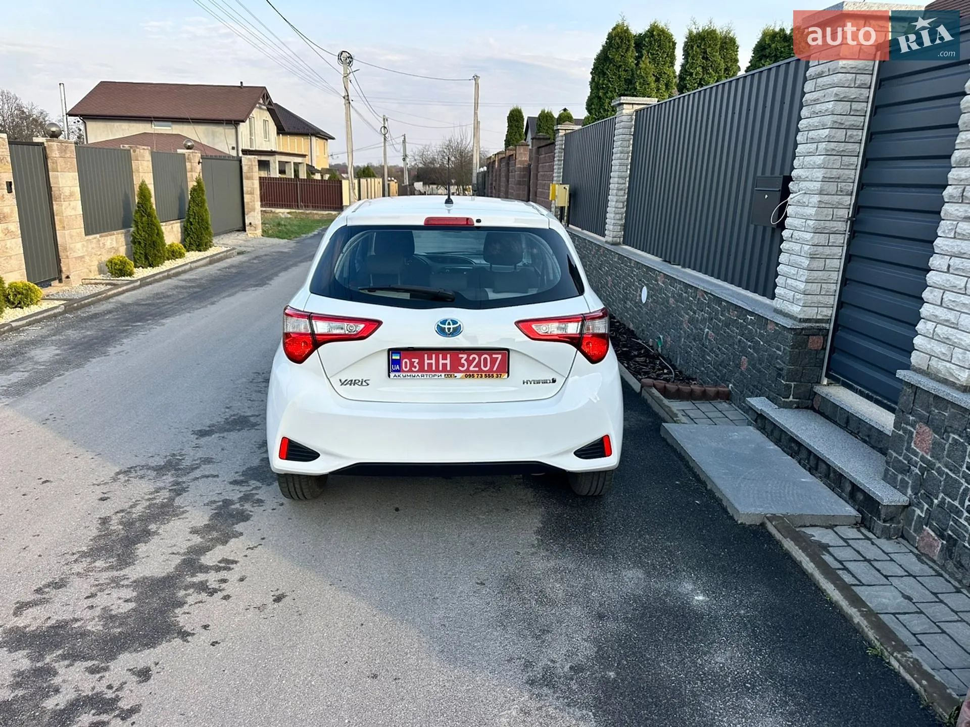 2019 Toyota Yaris - мініатюра 8