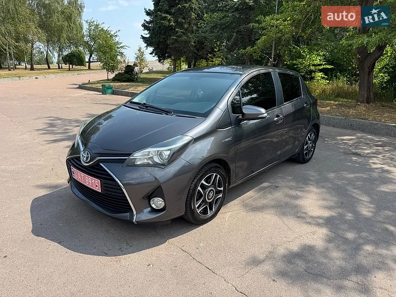 Toyota Yaris 2016