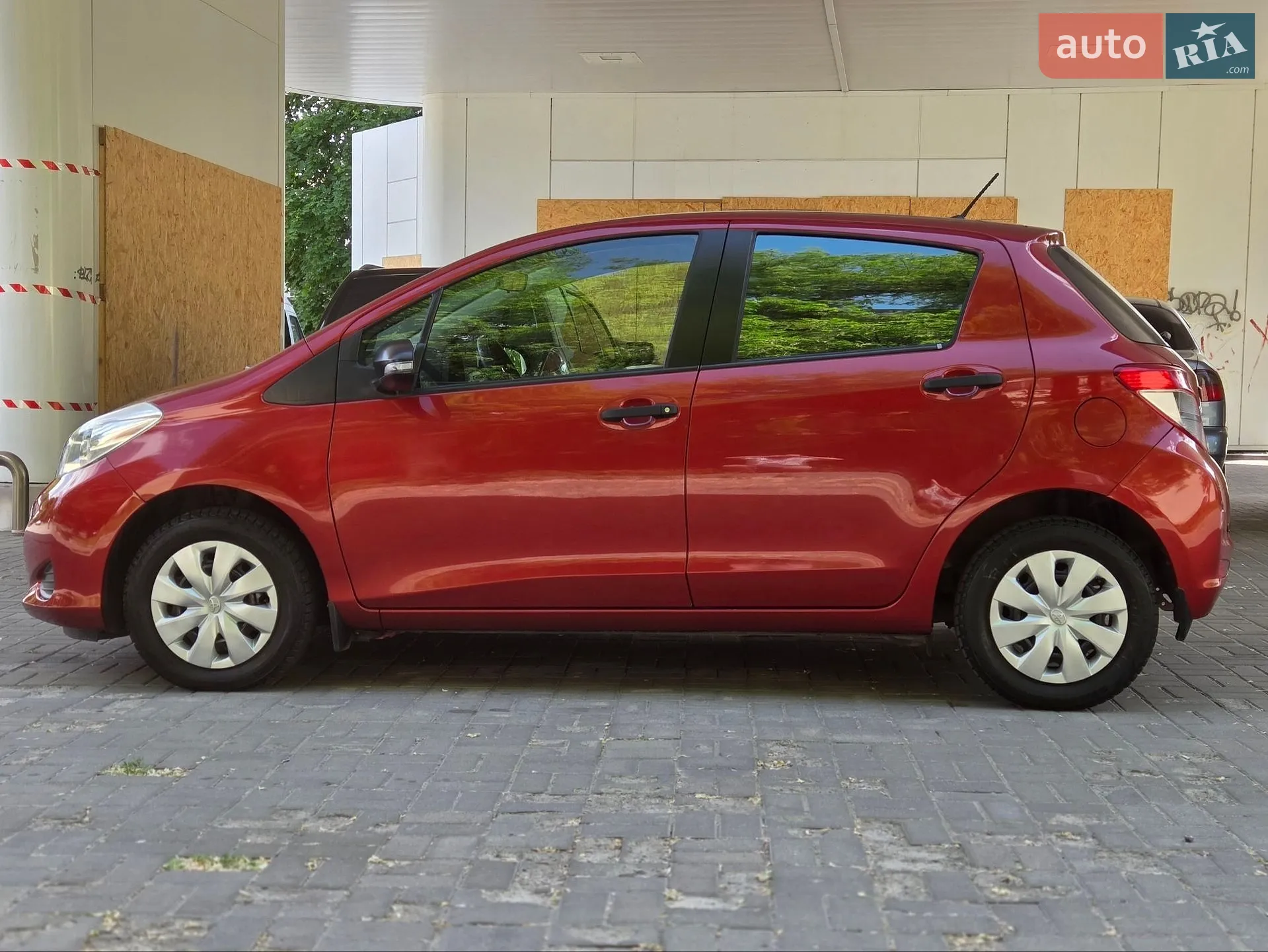 2012 Toyota Yaris - мініатюра 9
