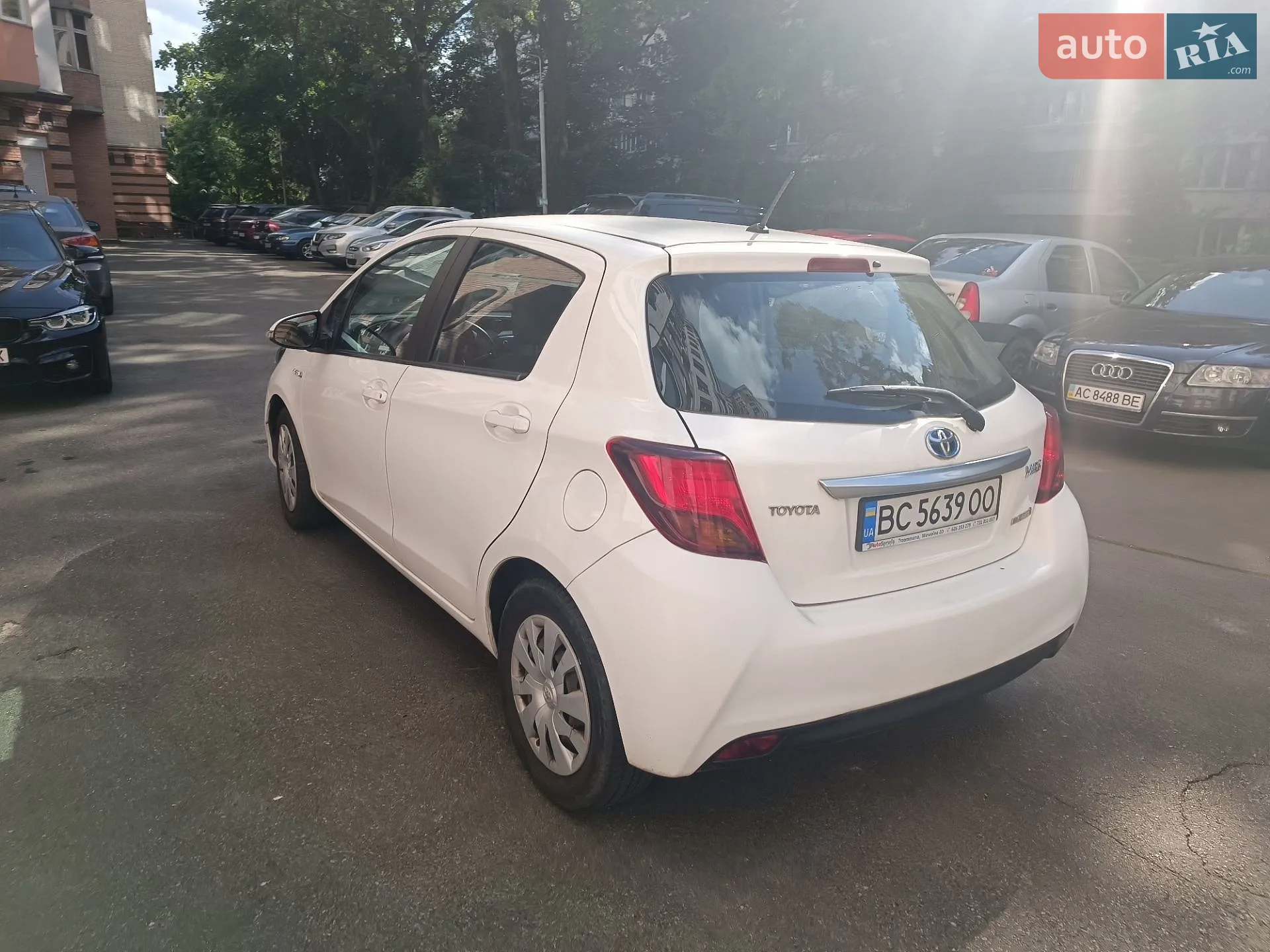2015 Toyota Yaris - мініатюра 2