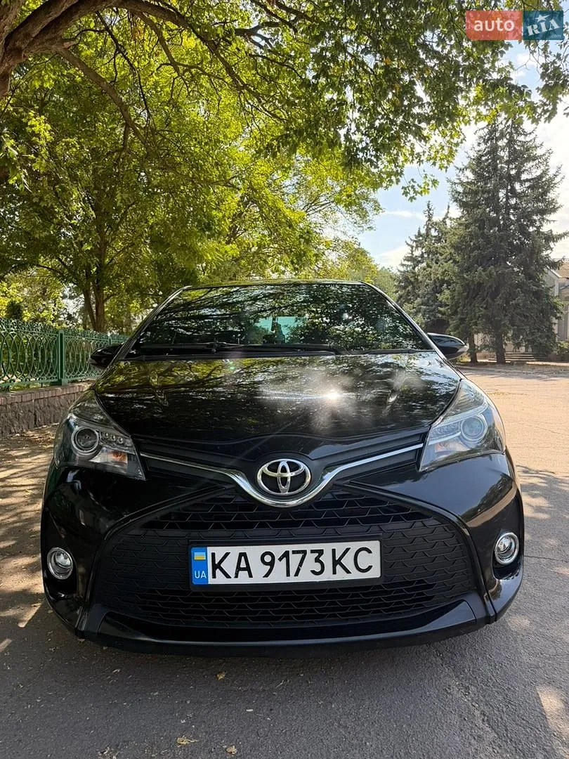 2015 Toyota Yaris - мініатюра 2