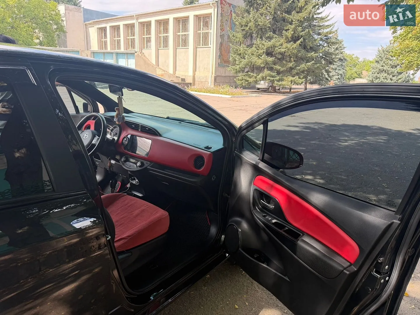 2015 Toyota Yaris - мініатюра 12