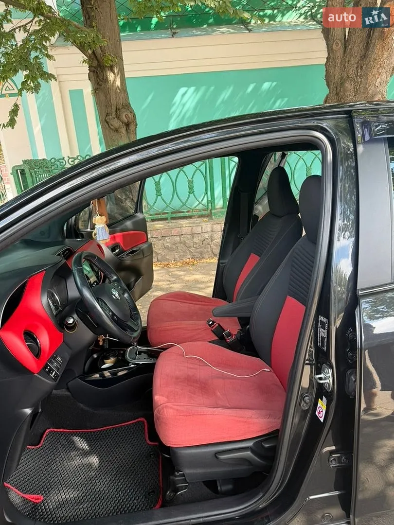 2015 Toyota Yaris - мініатюра 10