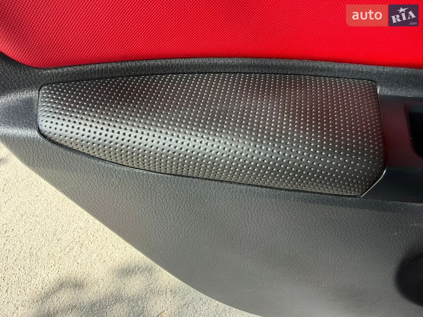 2015 Toyota Yaris - мініатюра 26
