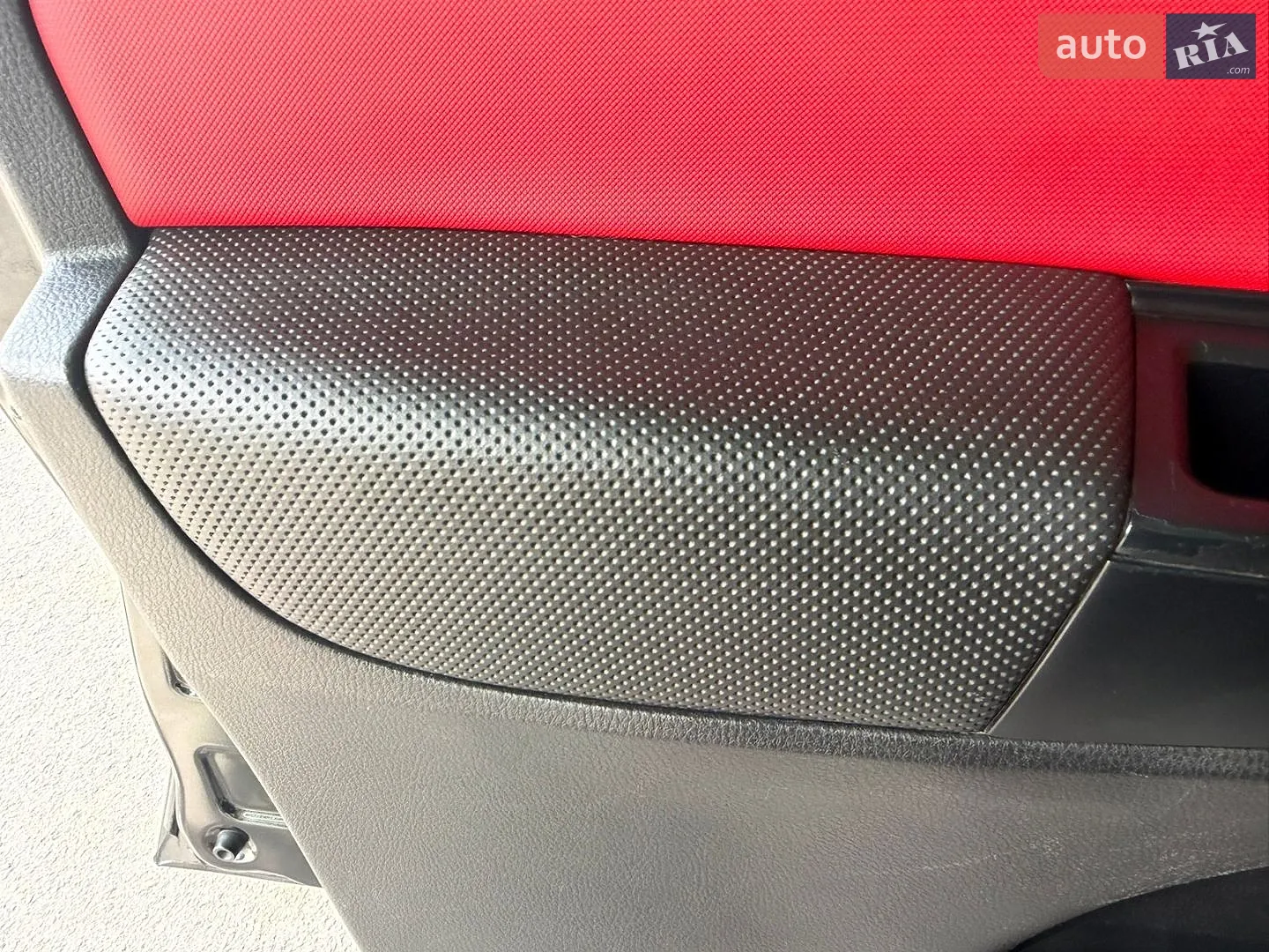 2015 Toyota Yaris - мініатюра 27