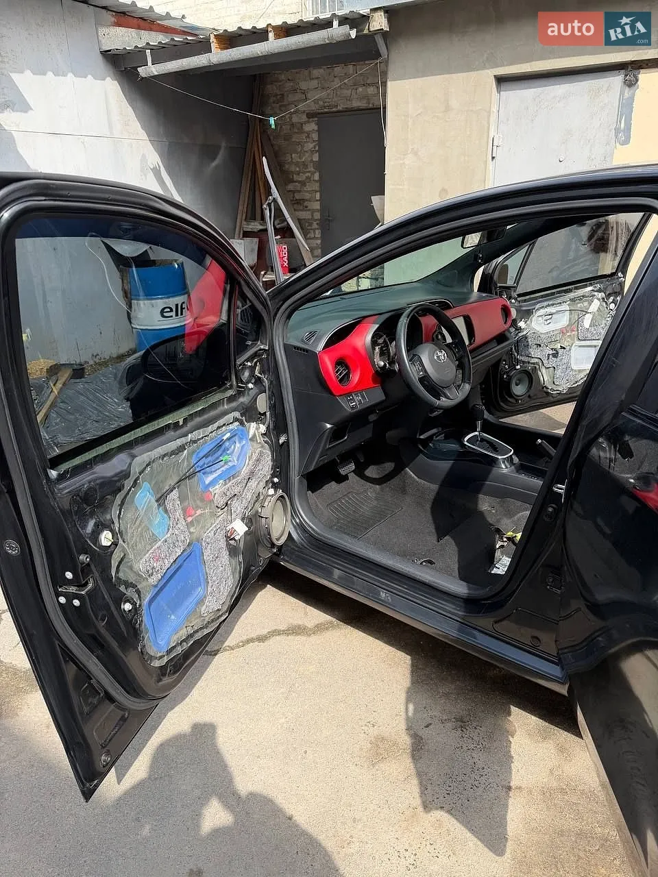 2015 Toyota Yaris - мініатюра 29