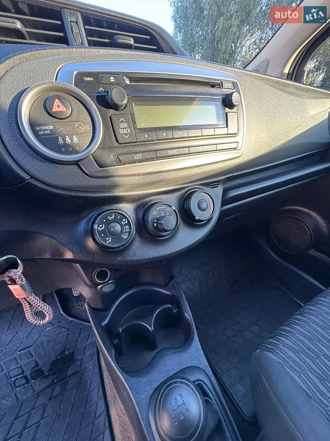2013 Toyota Yaris - мініатюра 12