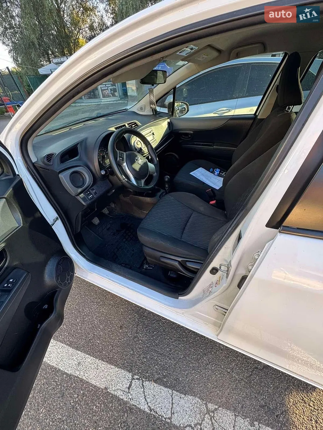 2013 Toyota Yaris - мініатюра 13