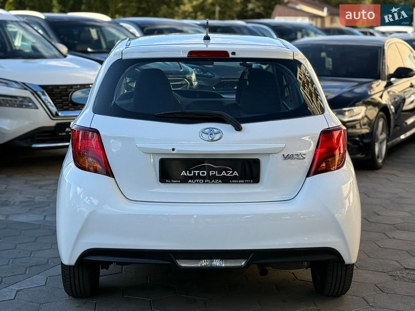 2015 Toyota Yaris - мініатюра 18
