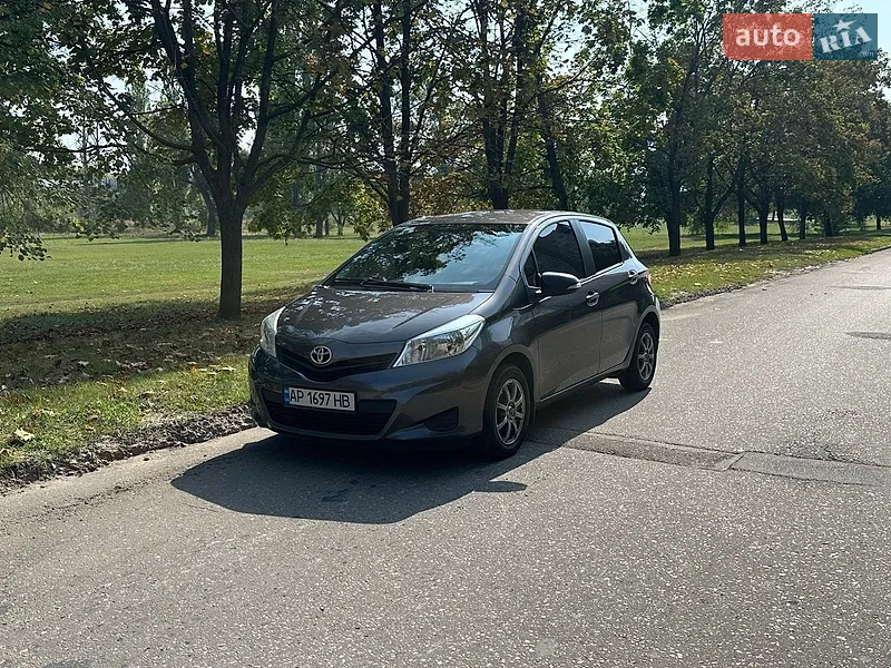 Toyota Yaris 2013