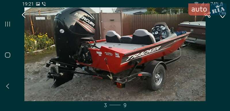 Катер Tracker Bass 2016 в Львове