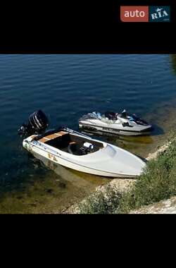 Лодка Tracker Bass 2021 в Николаеве