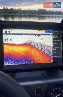 Катер Tracker Bass 2004 в 