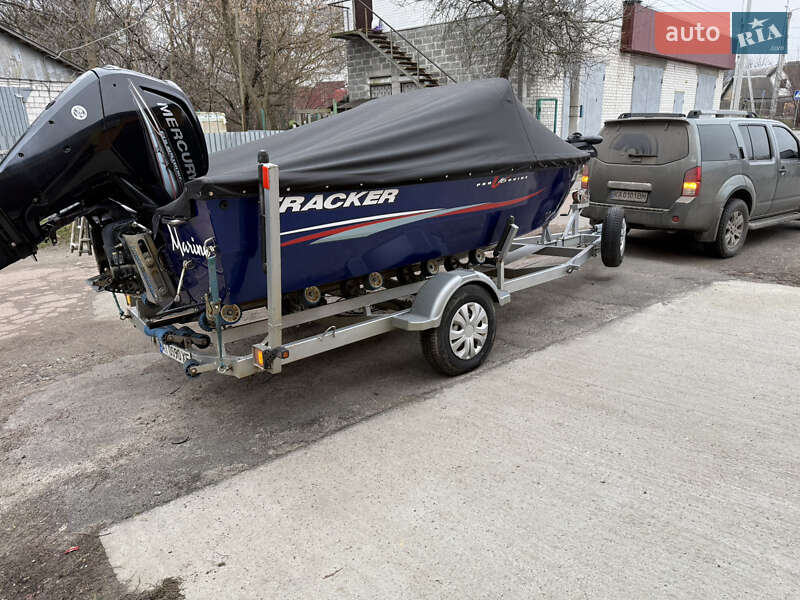 Катер Tracker Pro Guide 2013 в Києві