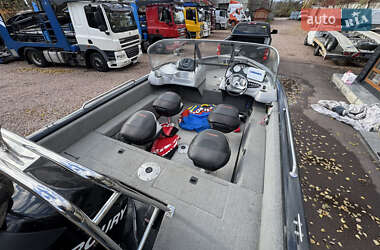 Катер Tracker Targa 2009 в 
