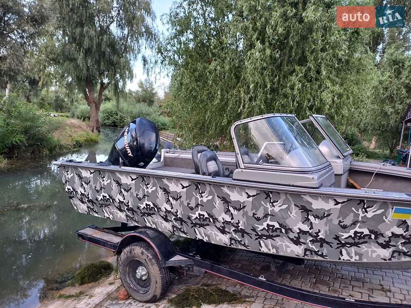 Катер Tracker Targa 2006 в Одесі