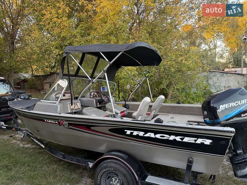 Лодка Tracker Targa 2005 в Переяславе