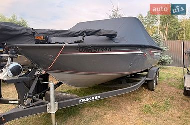 Катер Tracker Targa 2018 в Києві
