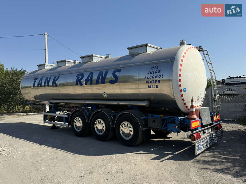 Цистерна полуприцеп Trailis D-651 1995 в Кривом Роге