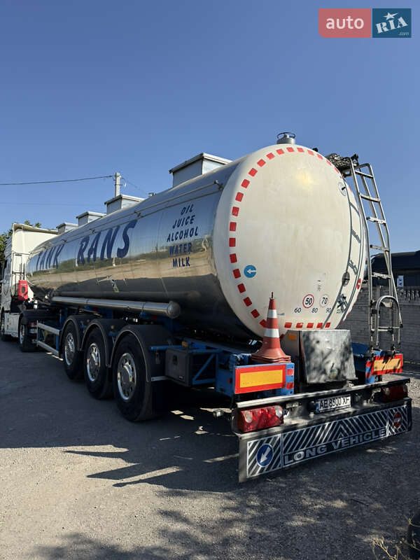 Цистерна полуприцеп Trailis D-651 1995 в Кривом Роге