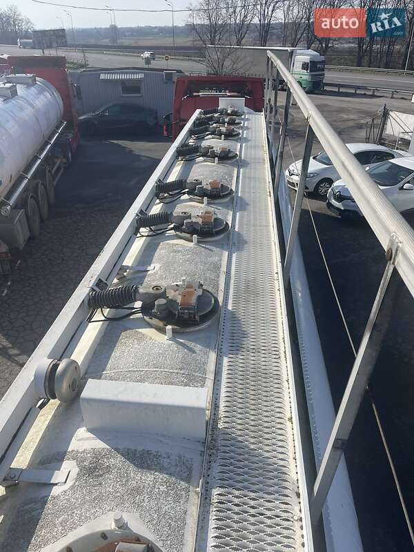 Цистерна напівпричіп Trailor GeneralTrailor 1998 в Вінниці