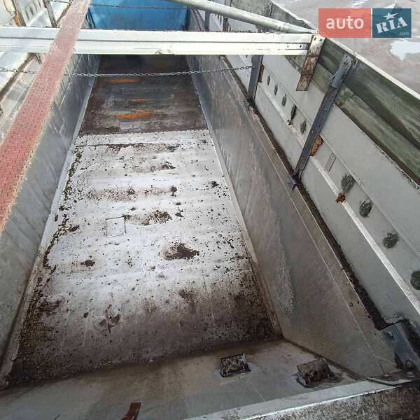 Зерновоз - полуприцеп Trailor S343 1992 в Кропивницком