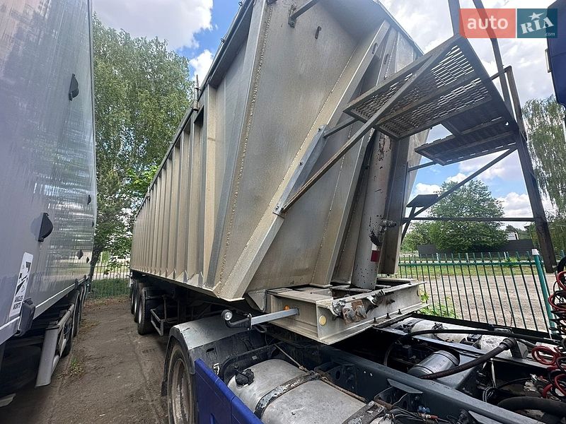 Зерновоз - полуприцеп Trailor S383EL 1989 в Радивилове