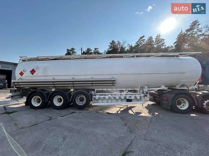 Цистерна Trailor SYY3CX 1994 в Киеве