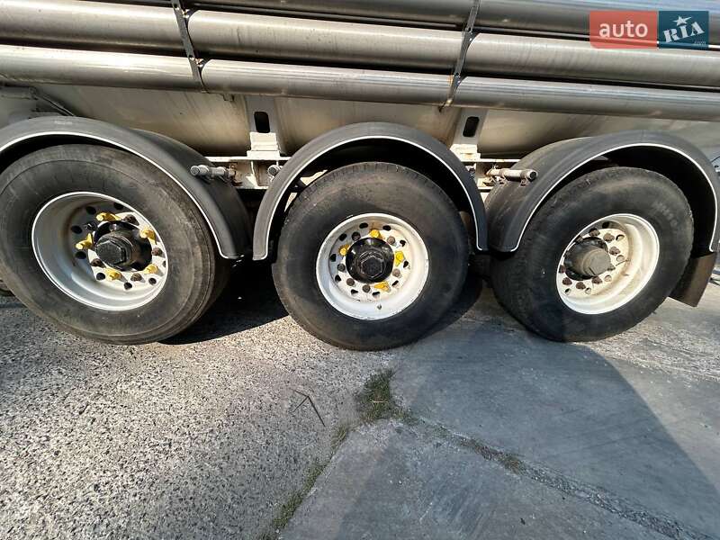 Цистерна Trailor SYY3CX 1994 в Киеве