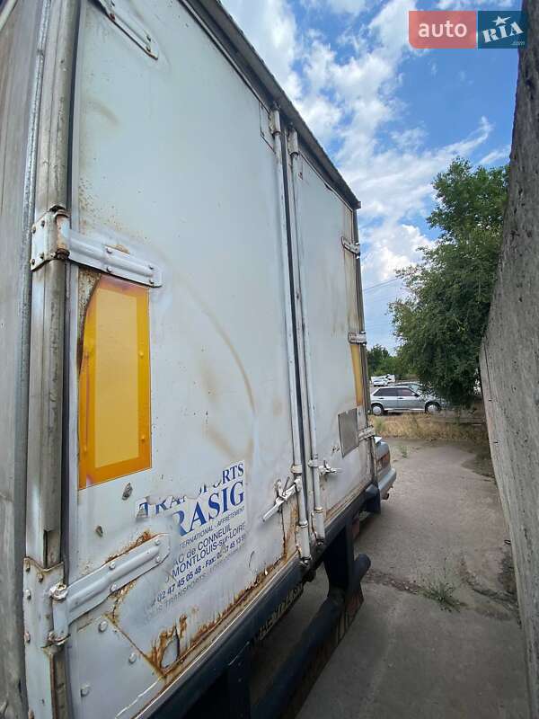 Тентованный борт (штора) - полуприцеп Trailor SYY3CX 1996 в Кривом Роге