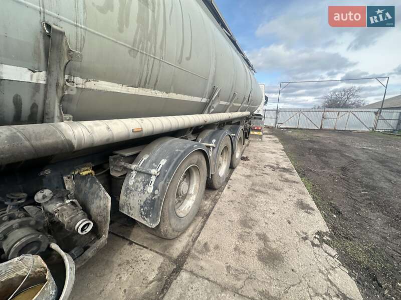 Цистерна напівпричіп Trailor SYY3CX 1993 в Новому Бузі фото 4 Цистерна напівпричіп Trailor SYY3CX 1993 в Новому Бузі
