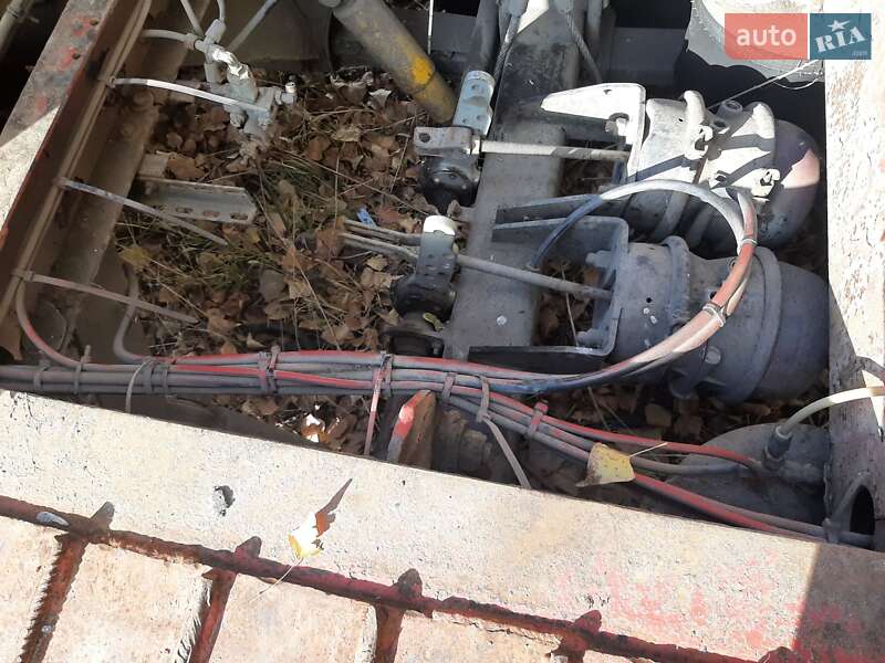 Автовоз Трал 40 1995 в Чугуеве