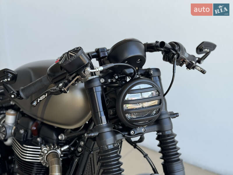 Мотоцикл Кастом Triumph Bobber 2022 в Києві фото 15 Мотоцикл Кастом Triumph Bobber 2022 в Києві