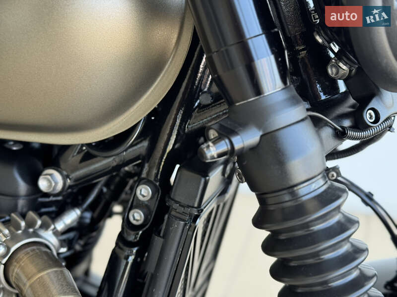 Мотоцикл Кастом Triumph Bobber 2022 в Києві фото 19 Мотоцикл Кастом Triumph Bobber 2022 в Києві