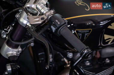 Мотоцикл Круизер Triumph Bonneville 2020 в 