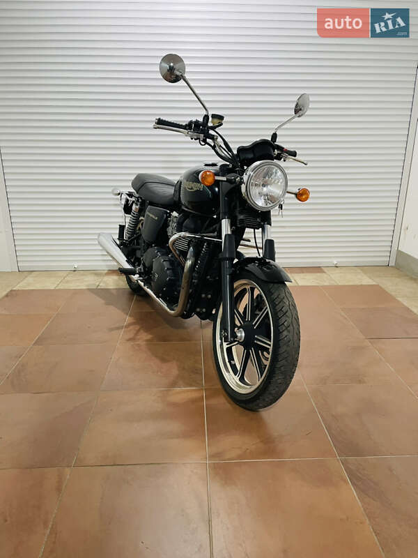 Мотоцикл Классик Triumph Bonneville 2010 в Киеве