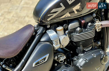 Боббер Triumph Bonneville 2020 в 