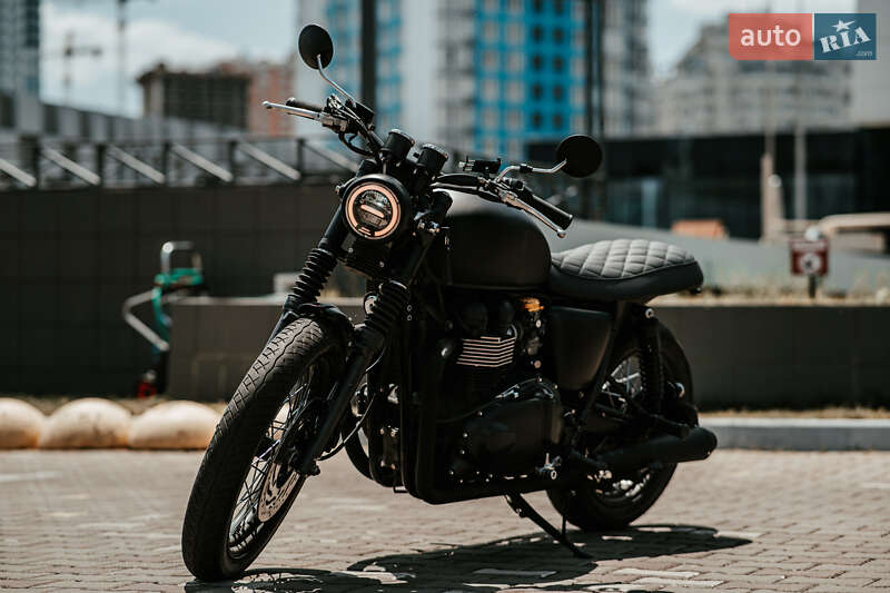 Мотоцикл Классик Triumph Bonneville 2010 в Одессе