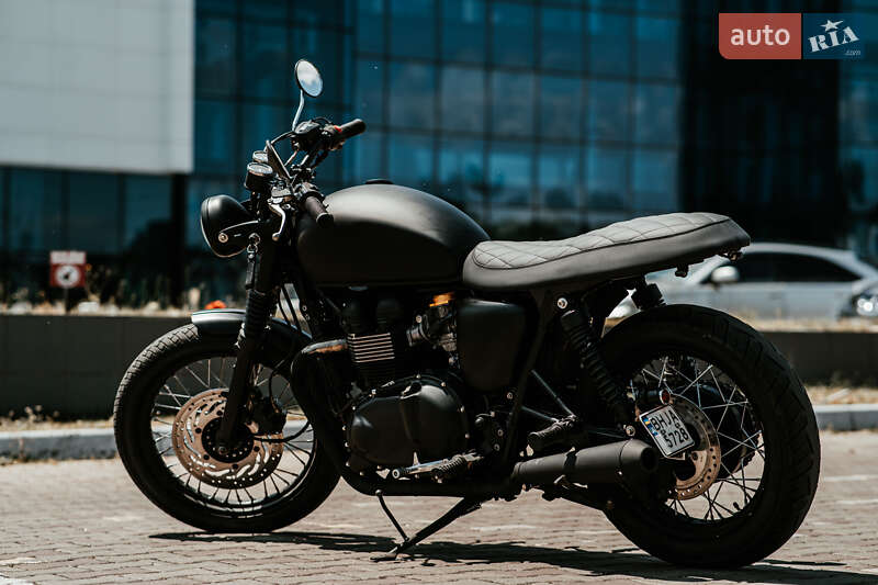 Мотоцикл Классик Triumph Bonneville 2010 в Одессе