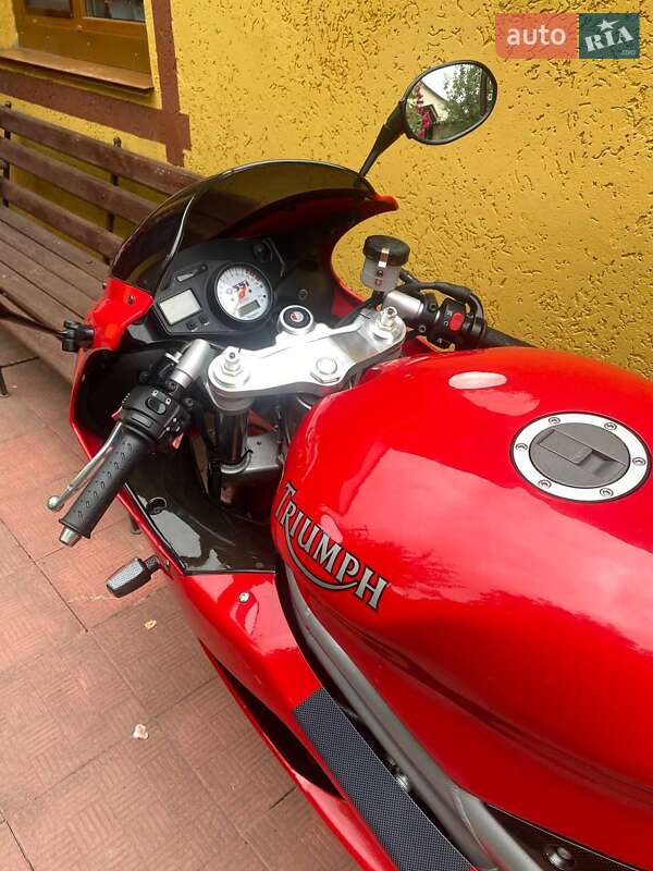 Мотоцикл Многоцелевой (All-round) Triumph Daytona 2004 в Киеве