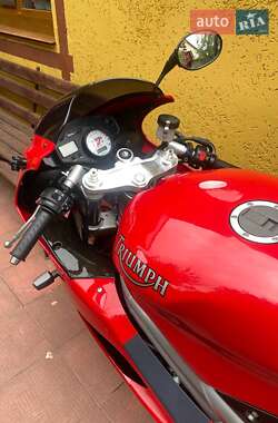Мотоцикл Багатоцільовий (All-round) Triumph Daytona 2004 в 