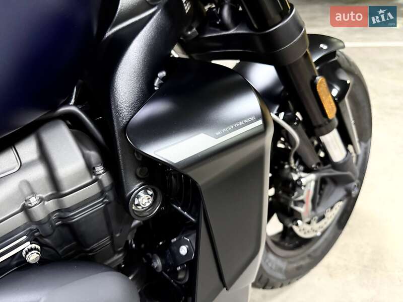 Мотоцикл Круізер Triumph Rocket 3 2024 в Києві