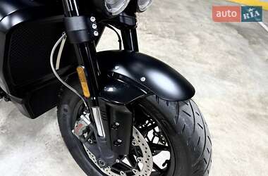 Мотоцикл Круізер Triumph Rocket 3 2024 в 