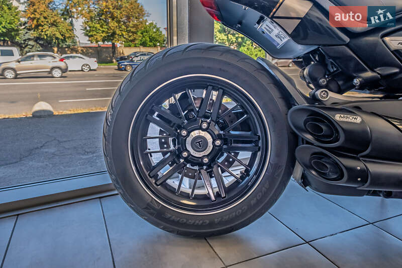 Мотоцикл Круизер Triumph Rocket 3 2020 в Киеве