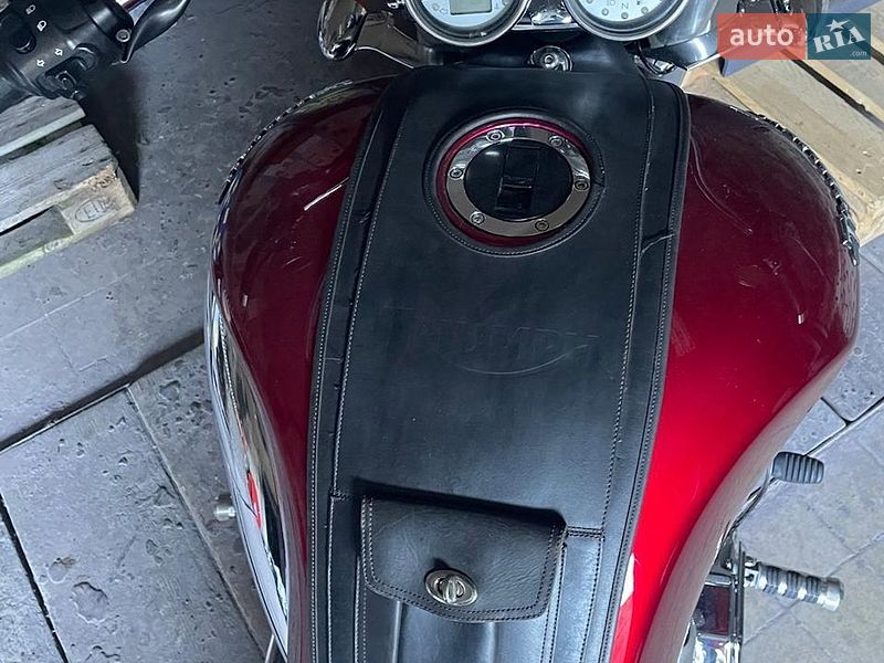Боббер Triumph Rocket 3 2004 в Хмельницькому